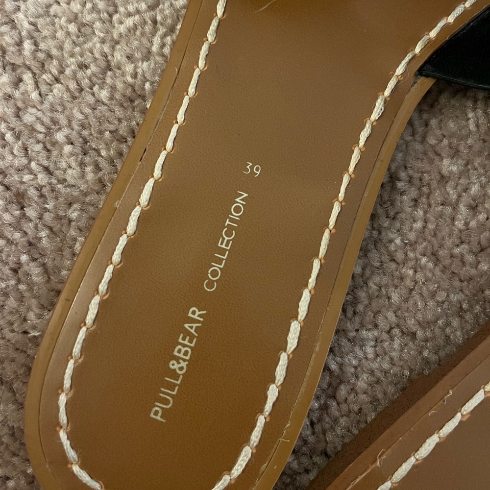 Pull And Bear Black Flats - image 2